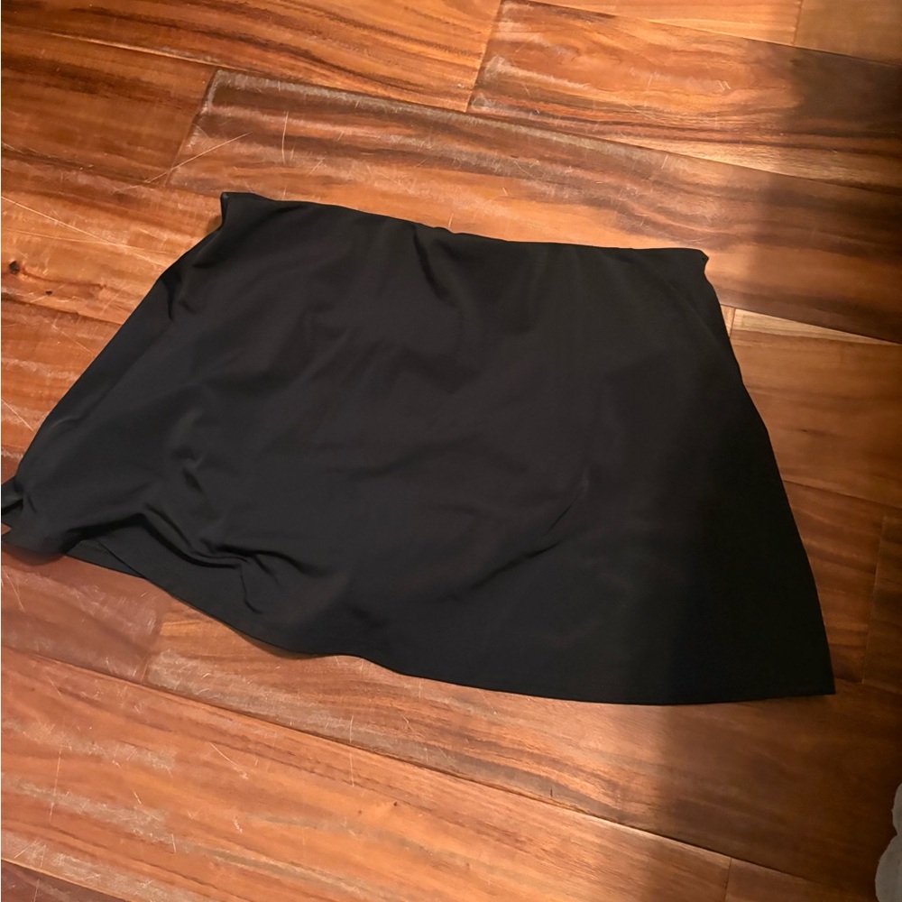 SPANX Shaping Skirt Black Size 8 Firm Control‎ could be used for swim (0500)